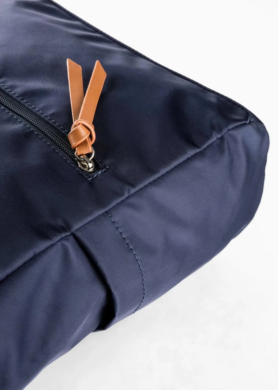 Rucksack mit Kontrastdetails