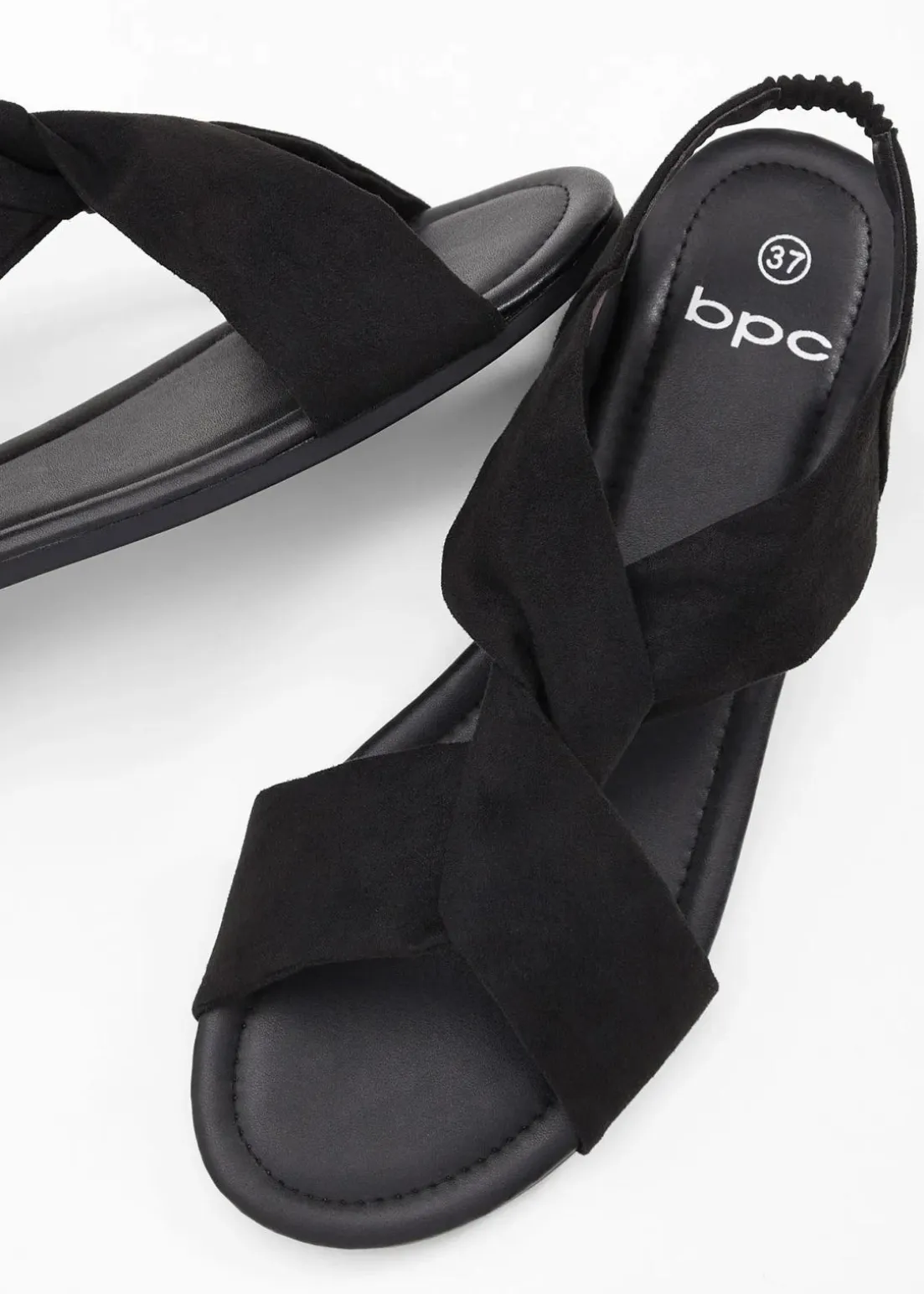 Sandalen mit flexiblen Riemen