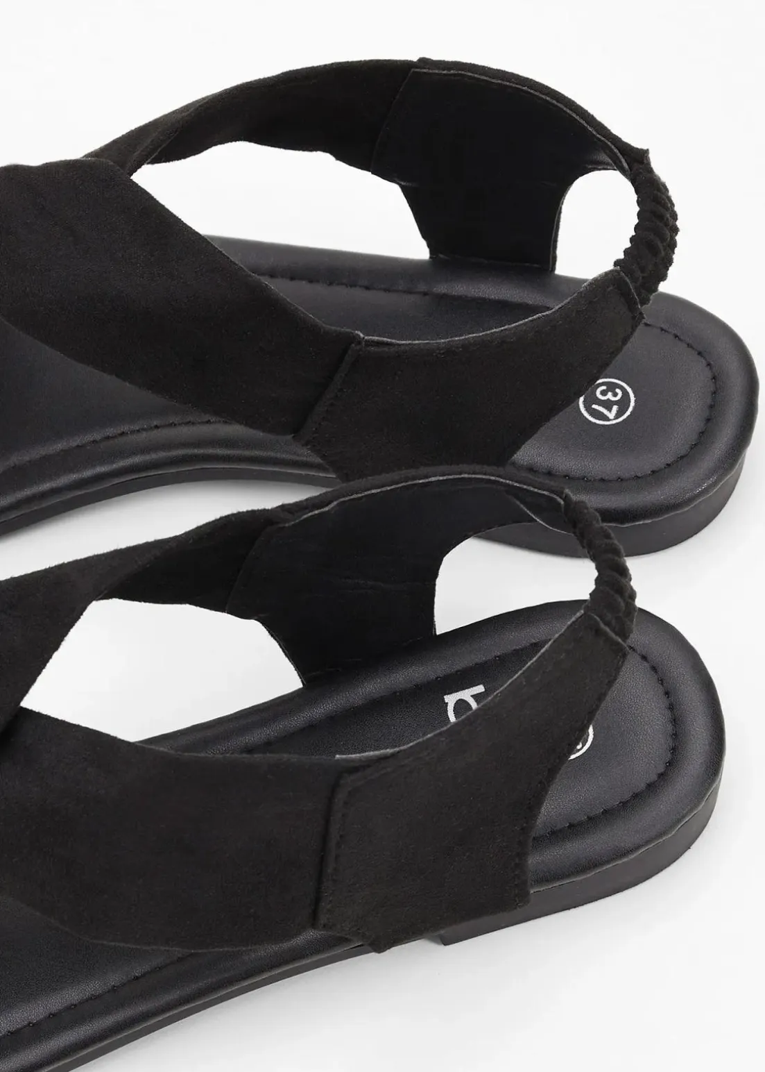 Sandalen mit flexiblen Riemen