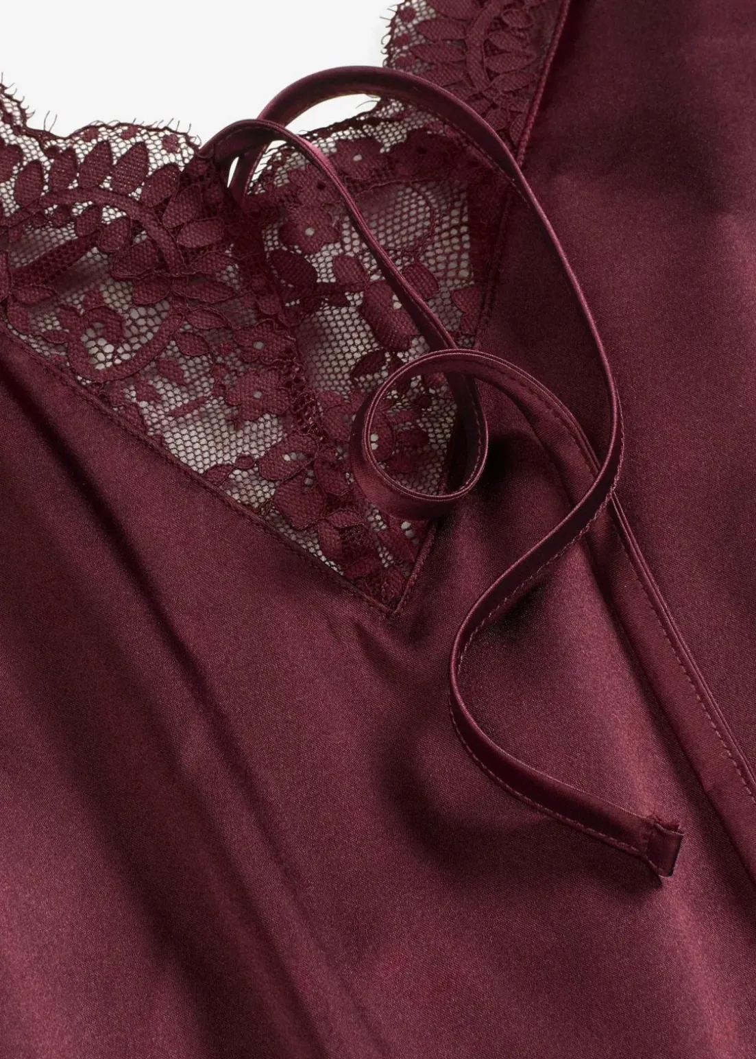 Satin Negligé mit Glanzeffekt