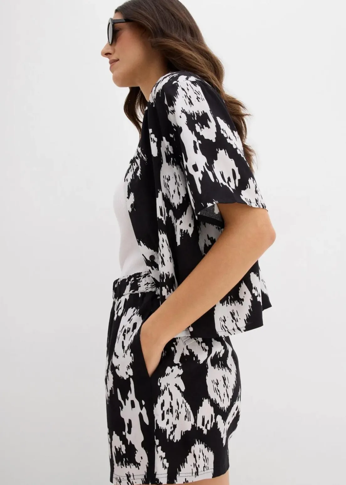 Schlupf-Shorts aus fließender Viskose