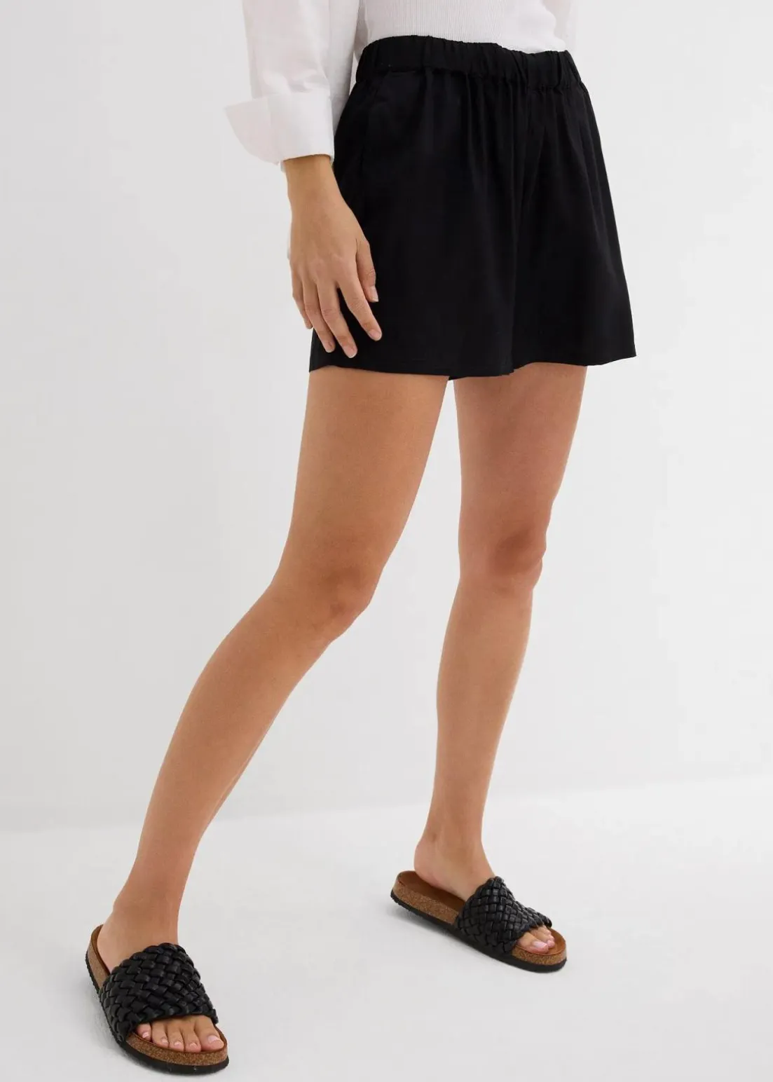 Schlupf-Shorts aus fließender Viskose