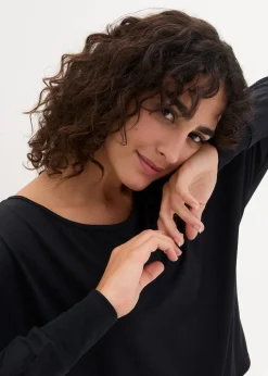 Schnelltrocknendes Sport-Shirt mit Retro-Print