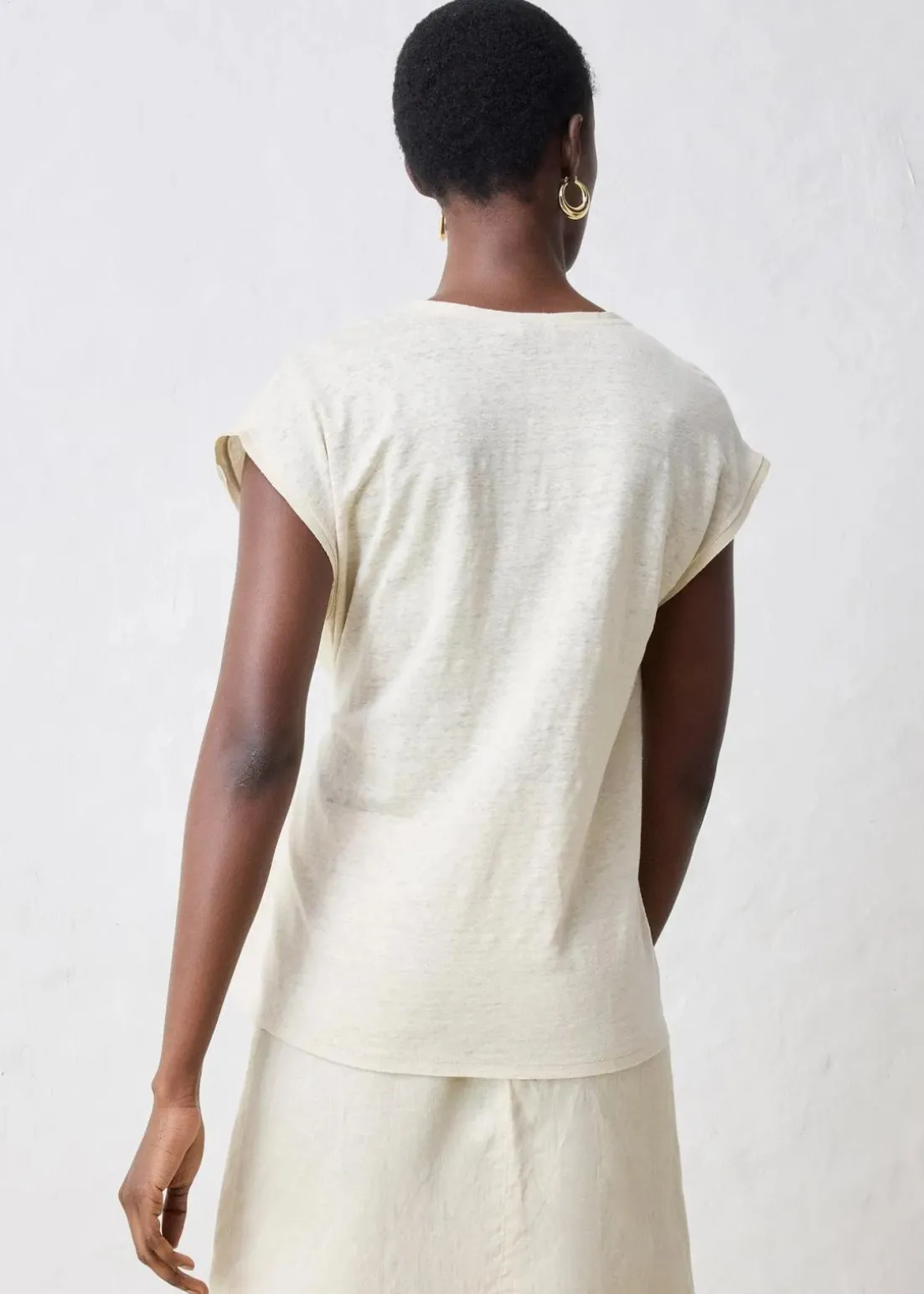 Shirt aus reinem Leinen mit Webbesatz