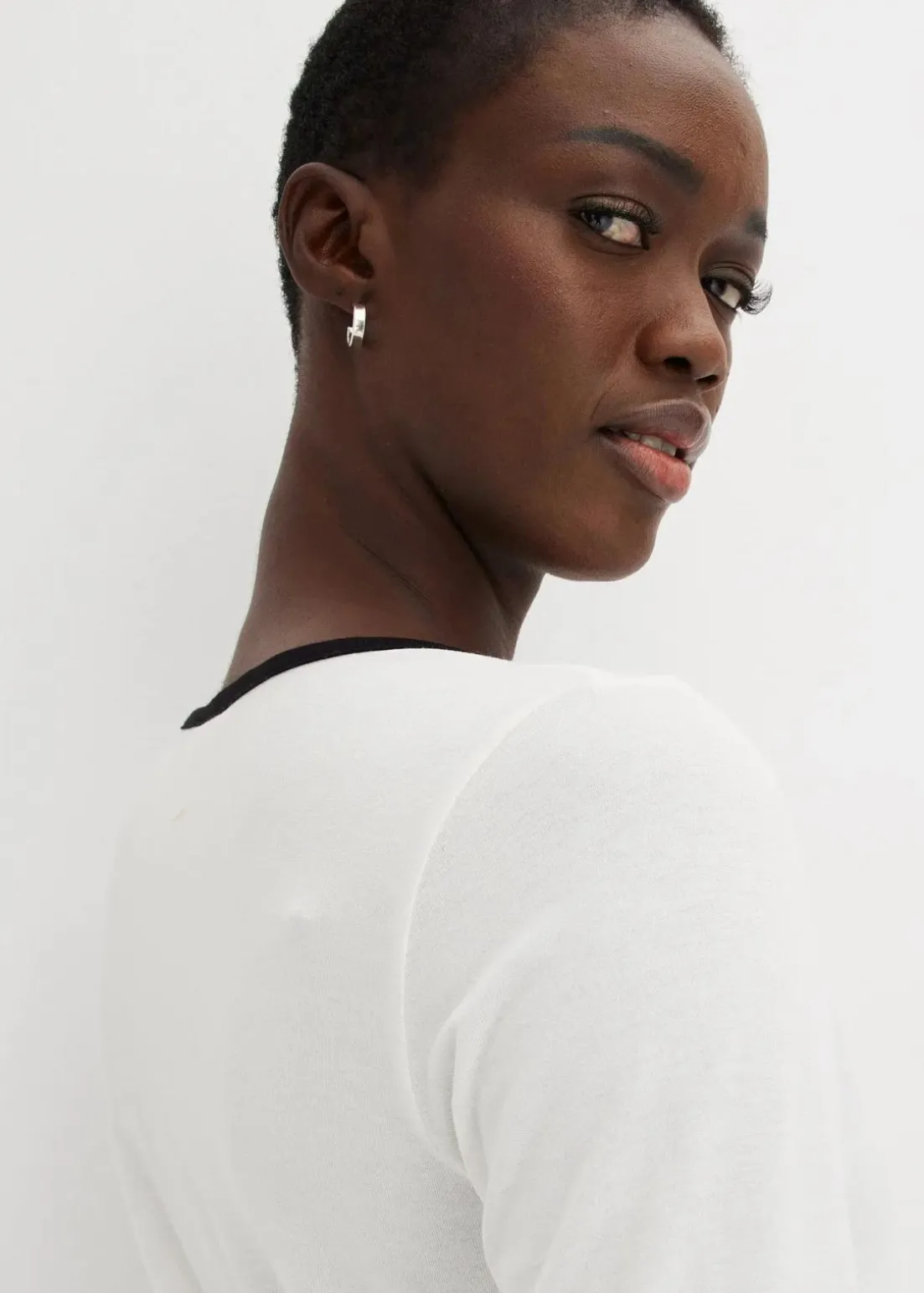 Shirt mit Kontrastblende