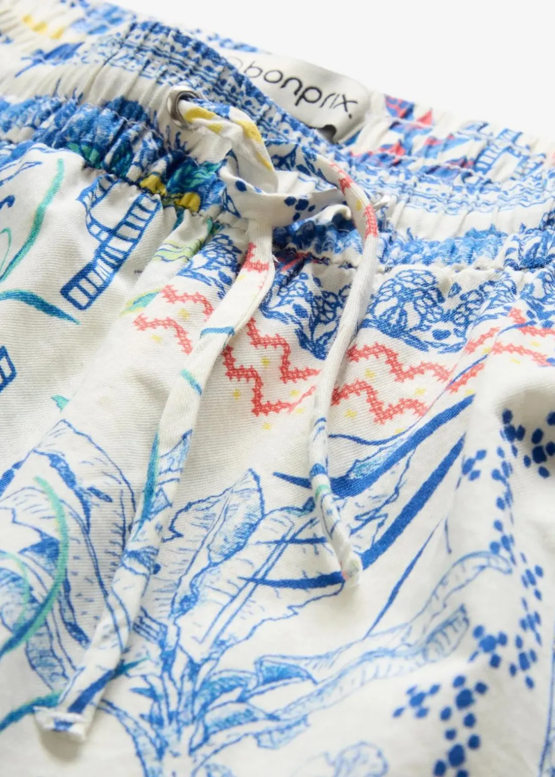 Shorts mit Seidenanteil