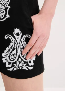 Shorts mit Stickerei aus softem Viskose Mix