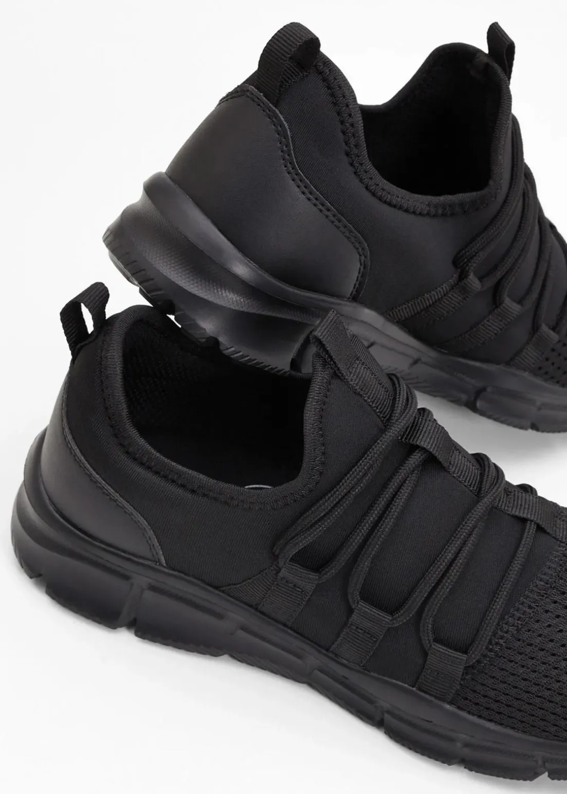 Sneaker aus Soft-Material