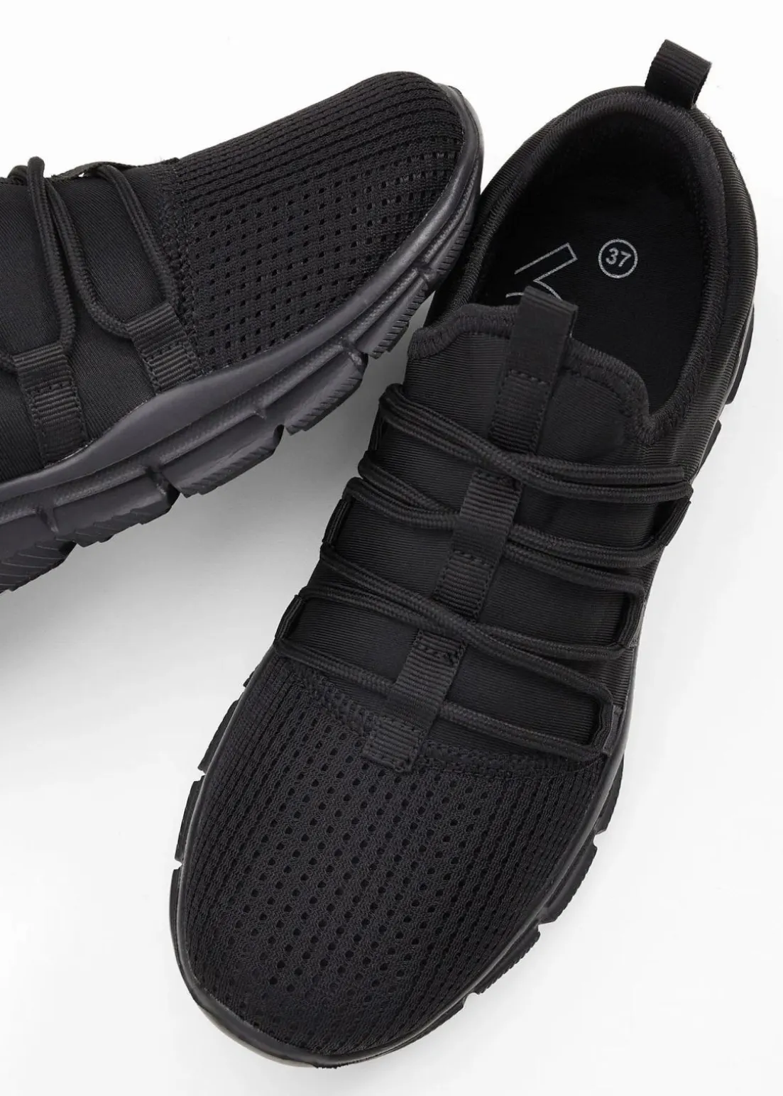 Sneaker aus Soft-Material