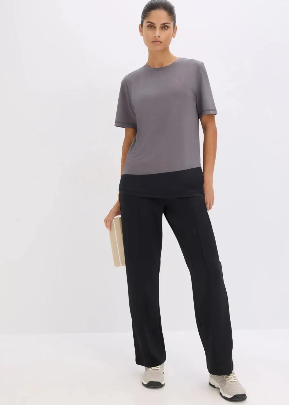 Sport-Shirt mit Strukturoptik