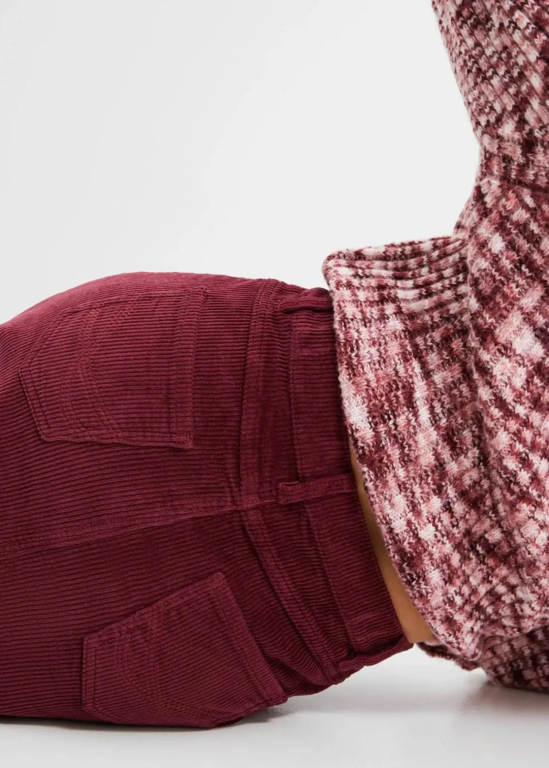 Stretch-Cordrock mit Knopfleiste