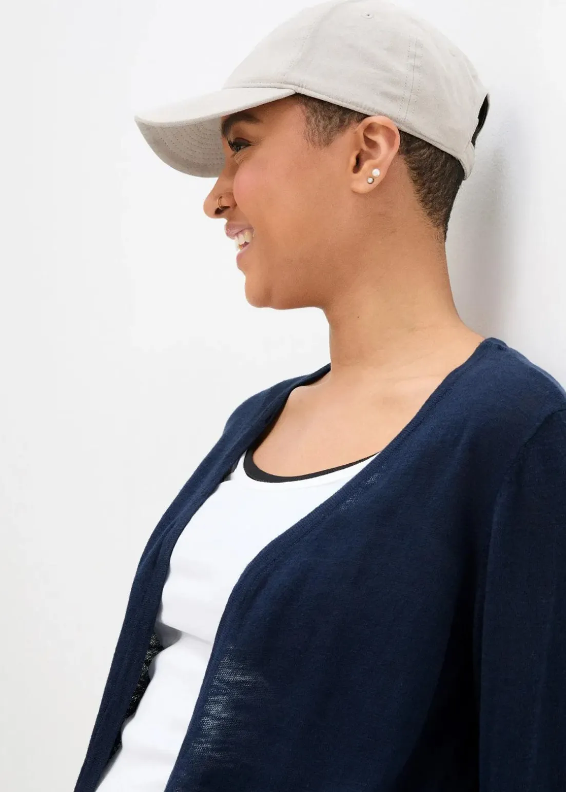 Strickjacke aus reiner leichter Baumwoll-Slub Qualität