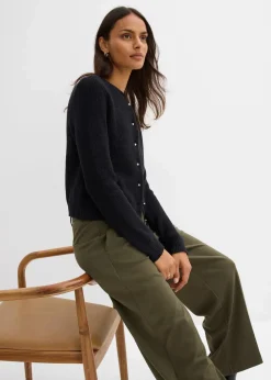 Strickjacke mit Zierknöpfen aus Woll-Mix