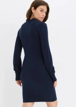 Strickkleid aus fließendem Viskose-Mix