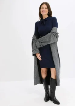 Strickkleid aus fließendem Viskose-Mix