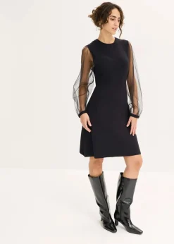 Strickkleid aus fließendem Viskose-mix