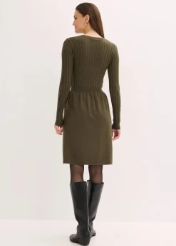 Strickkleid aus Viskose-Mix