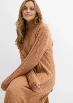 Strickkleid aus Zopfstrick
