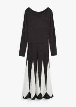 Strickkleid im Rautendesign