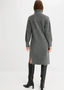 Strickkleid mit Schlitz