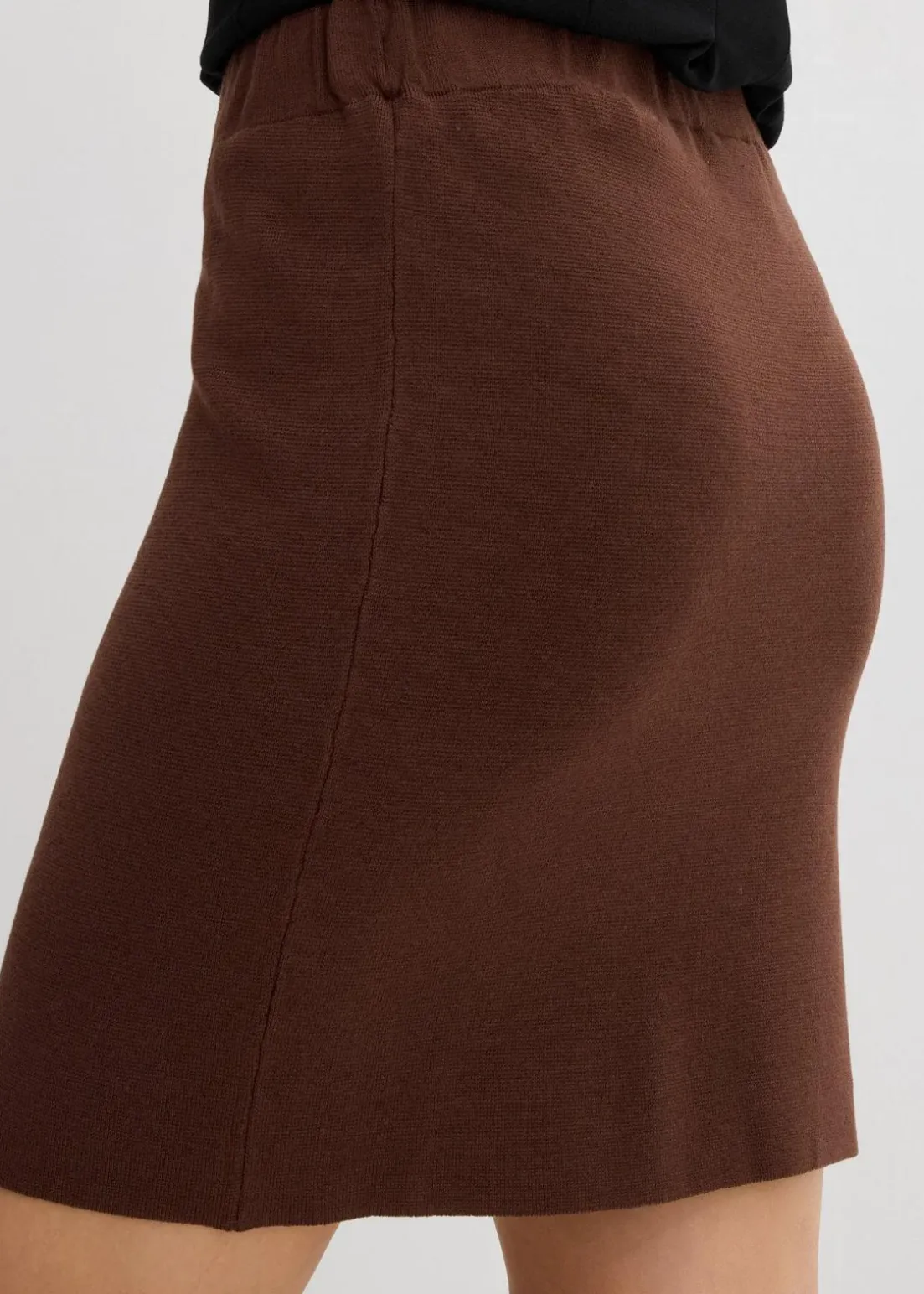 Strickrock aus Viskose-Mix