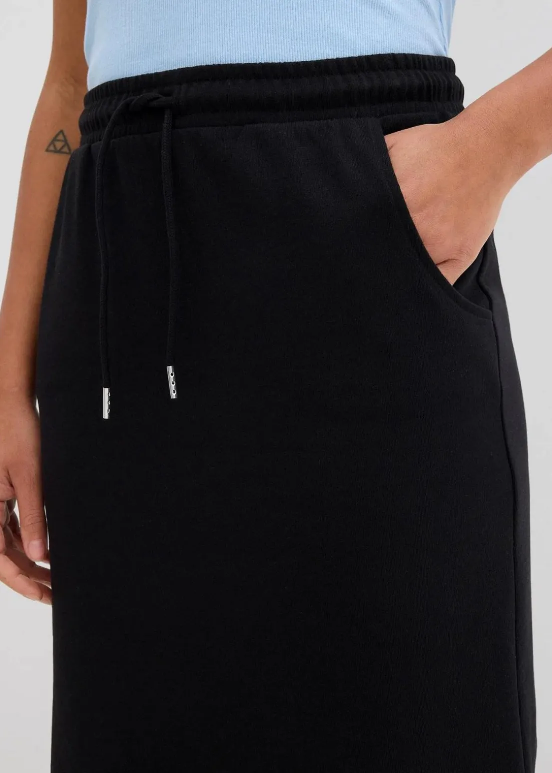 Sweatrock mit Taschen