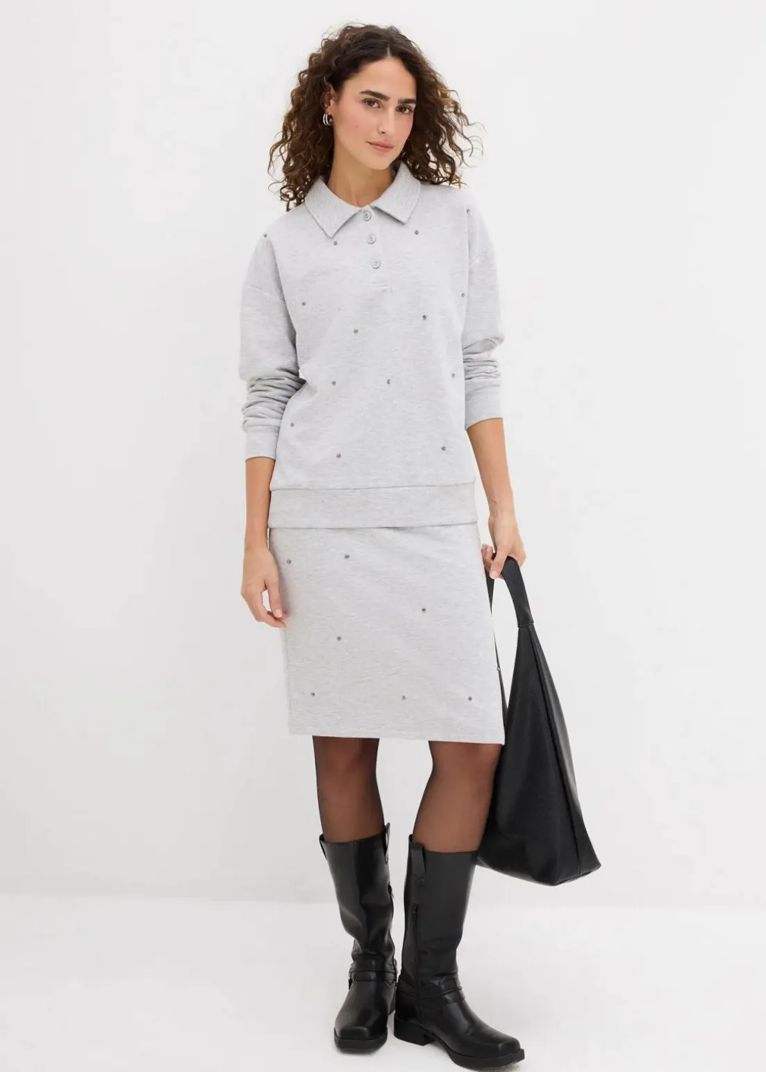 Sweatshirt mit Nieten