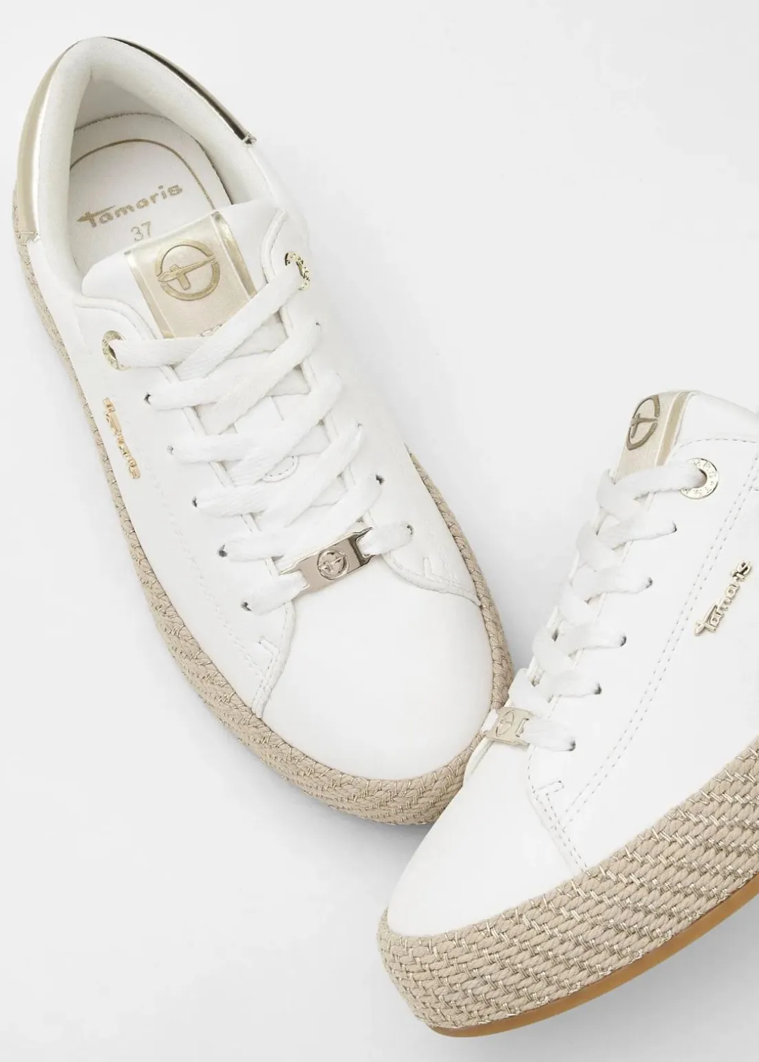 Tamaris Sneaker mit Sohle in Bast-Optik