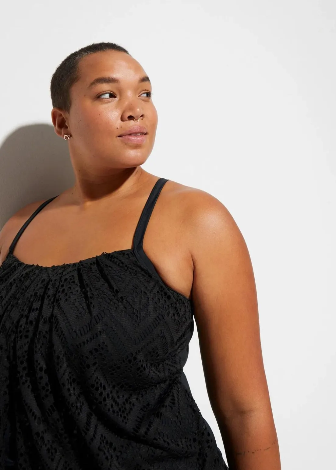 Tankinioberteil aus Spitze