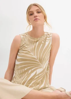 Top mit seitlichen Schlitzen