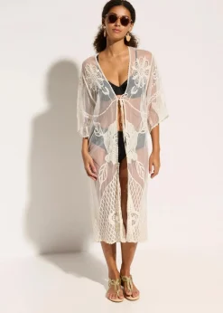 Transparenter Strandkimono mit Spitze