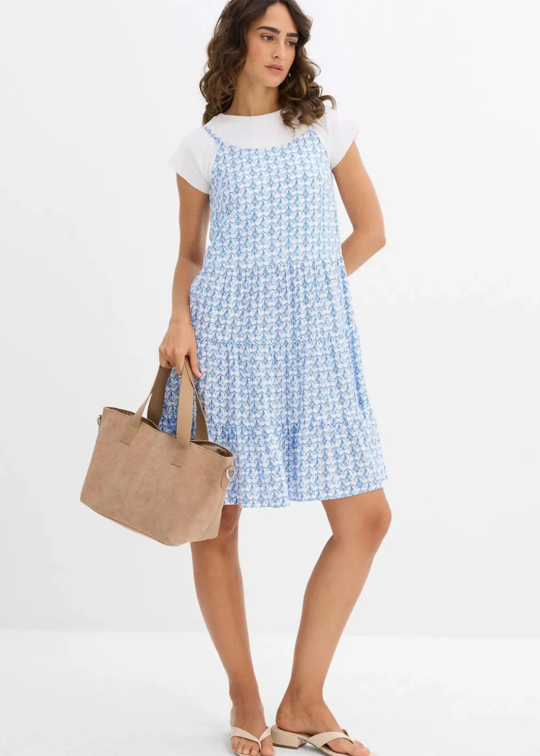 Trägerkleid aus fließender Viskose