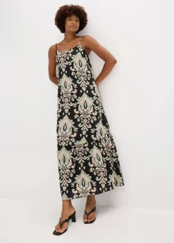 Trägerkleid aus strukturierter Viskose