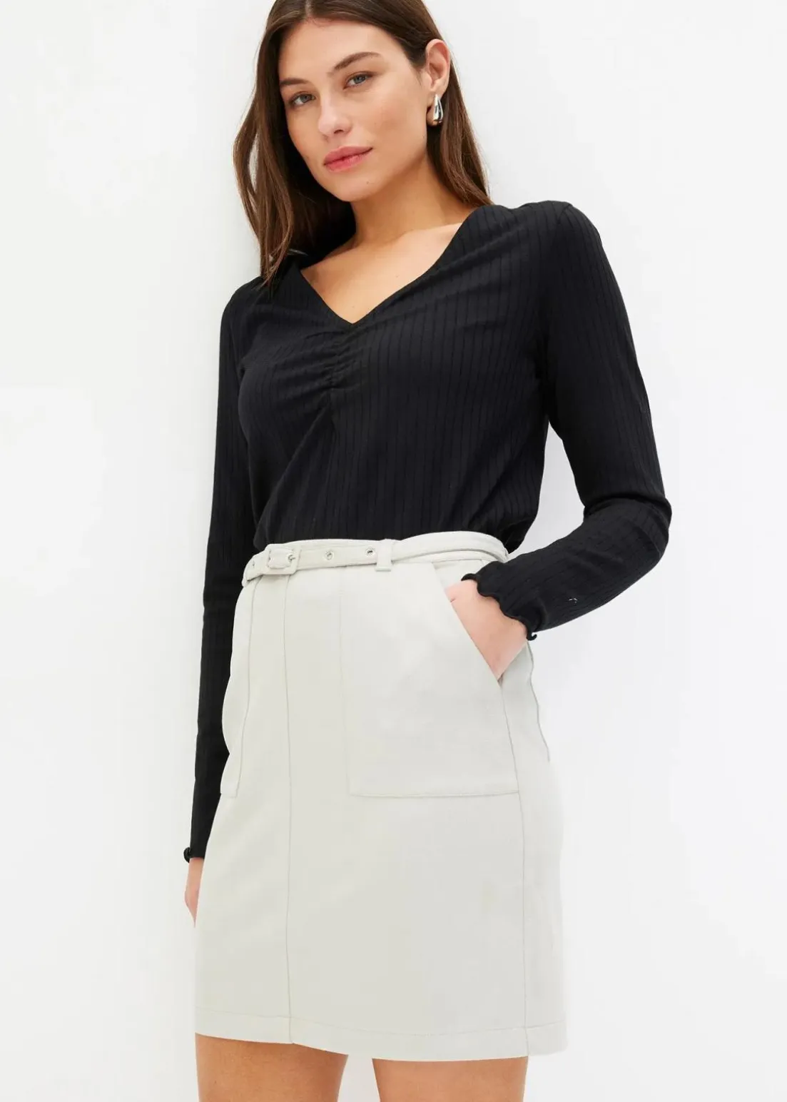 Velourlederimitat-Rock mit Gürtel