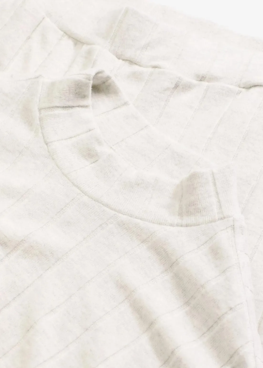 Weit geschnittener Loungewear Hausanzug aus weicher Rippe