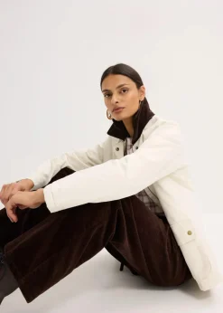 Weite Cordhose mit Bindegürtel