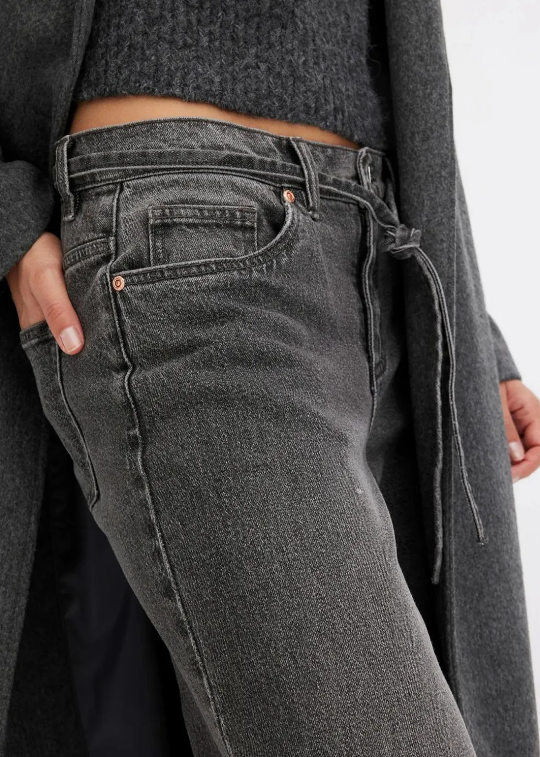 Wide Leg Jeans Mid Waist