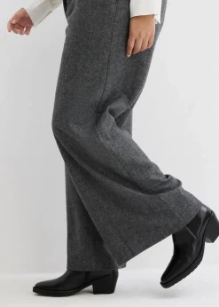 Wollhose mit Fischgratmuster